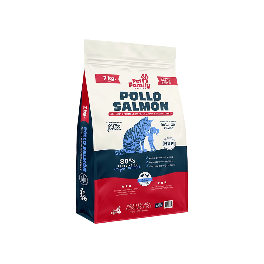 Alimento Pet Family pollo y salmón 7 kg para gatos adultos esterilizados